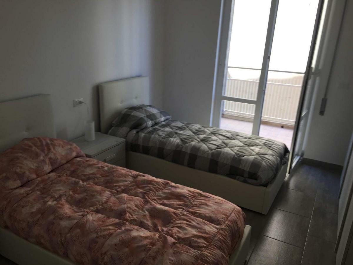 M&Y S House Vicino Alle Spiagge לאווניה מראה חיצוני תמונה